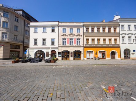 Pronájem komerčního objektu, jiný, 700 m²