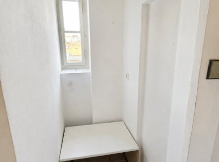 Pronájem bytu, 3+kk, 79,9 m²