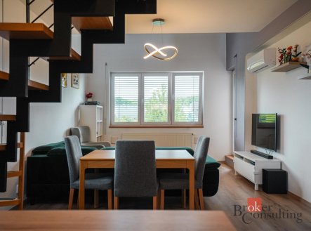 Prodej bytu, 4+kk, 111 m²