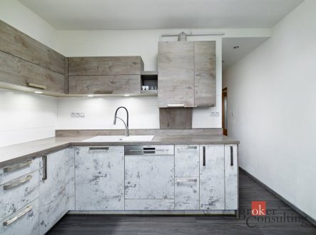 Pronájem bytu, 2+1, 60 m²