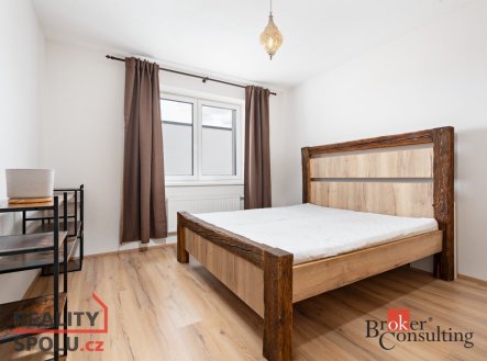 Pronájem bytu, 3+kk, 70,2 m²