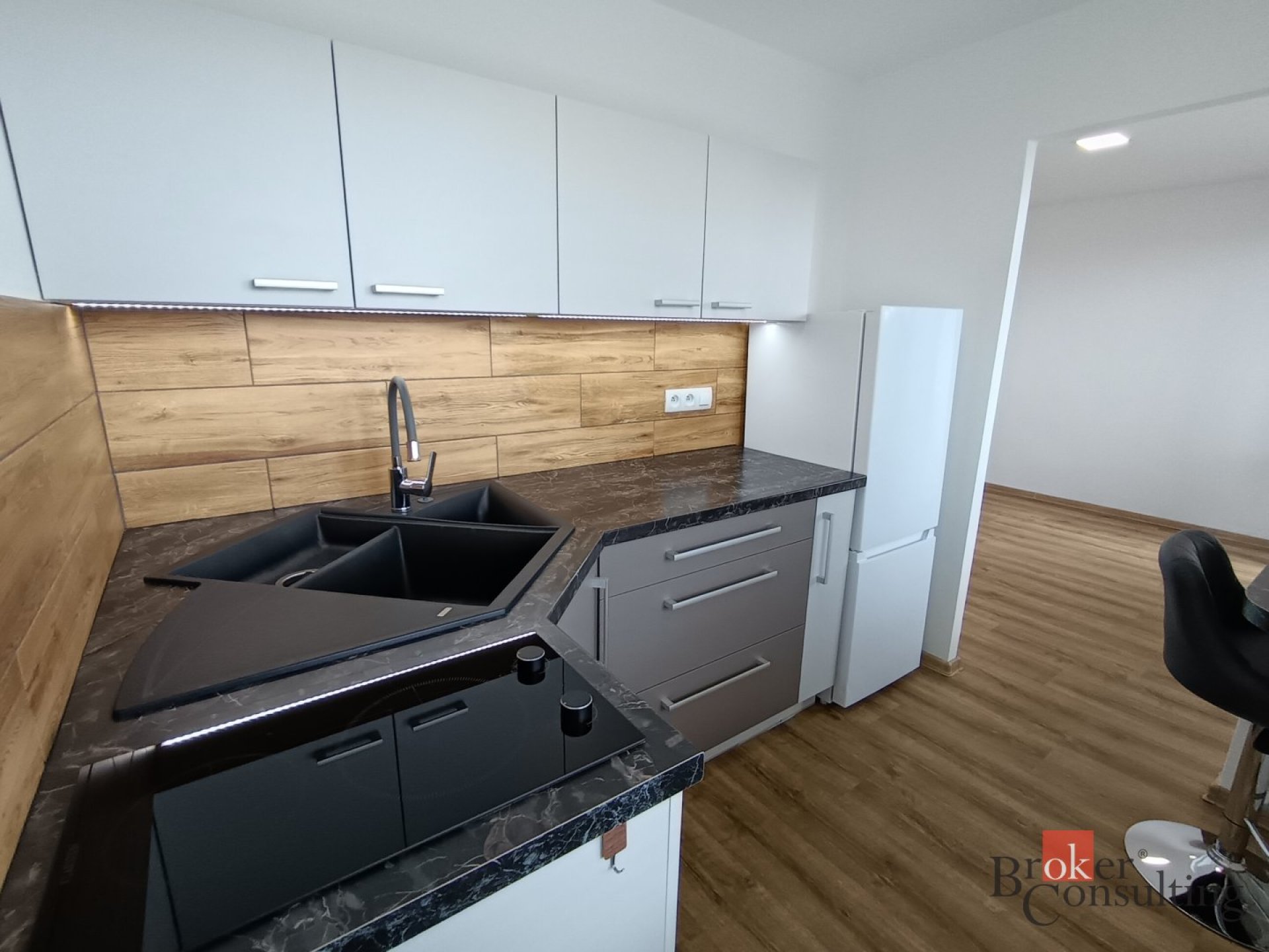 Pronájem, byty/1+1, 25 m2, Mařádkova 2370/10, Předměstí, 74601 Opava (nečleněná část města) [ID 8841
