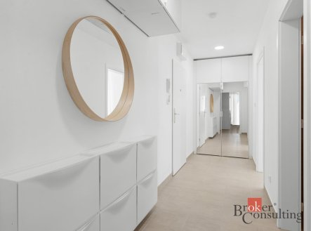 Pronájem bytu, 2+kk, 49,6 m²