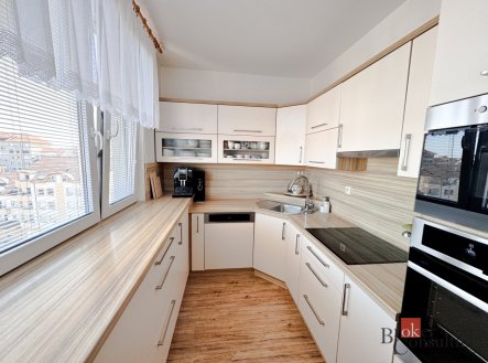 Pronájem bytu, 3+1, 76 m²
