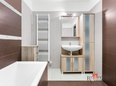 Pronájem bytu, 2+kk, 87 m²