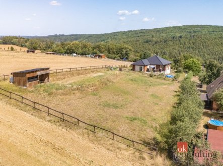 Prodej pozemku pro bydlení, 2 039 m²