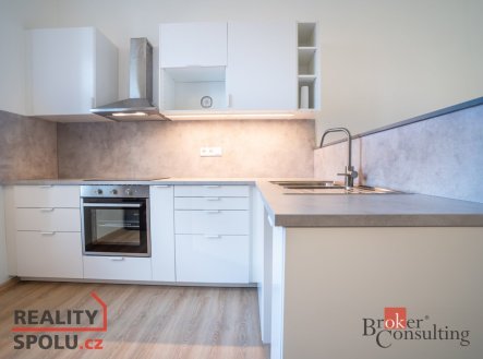 Pronájem bytu, 2+kk, 47 m²