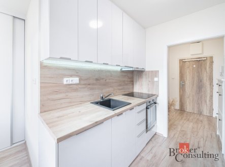 Pronájem bytu, 2+1, 57 m²