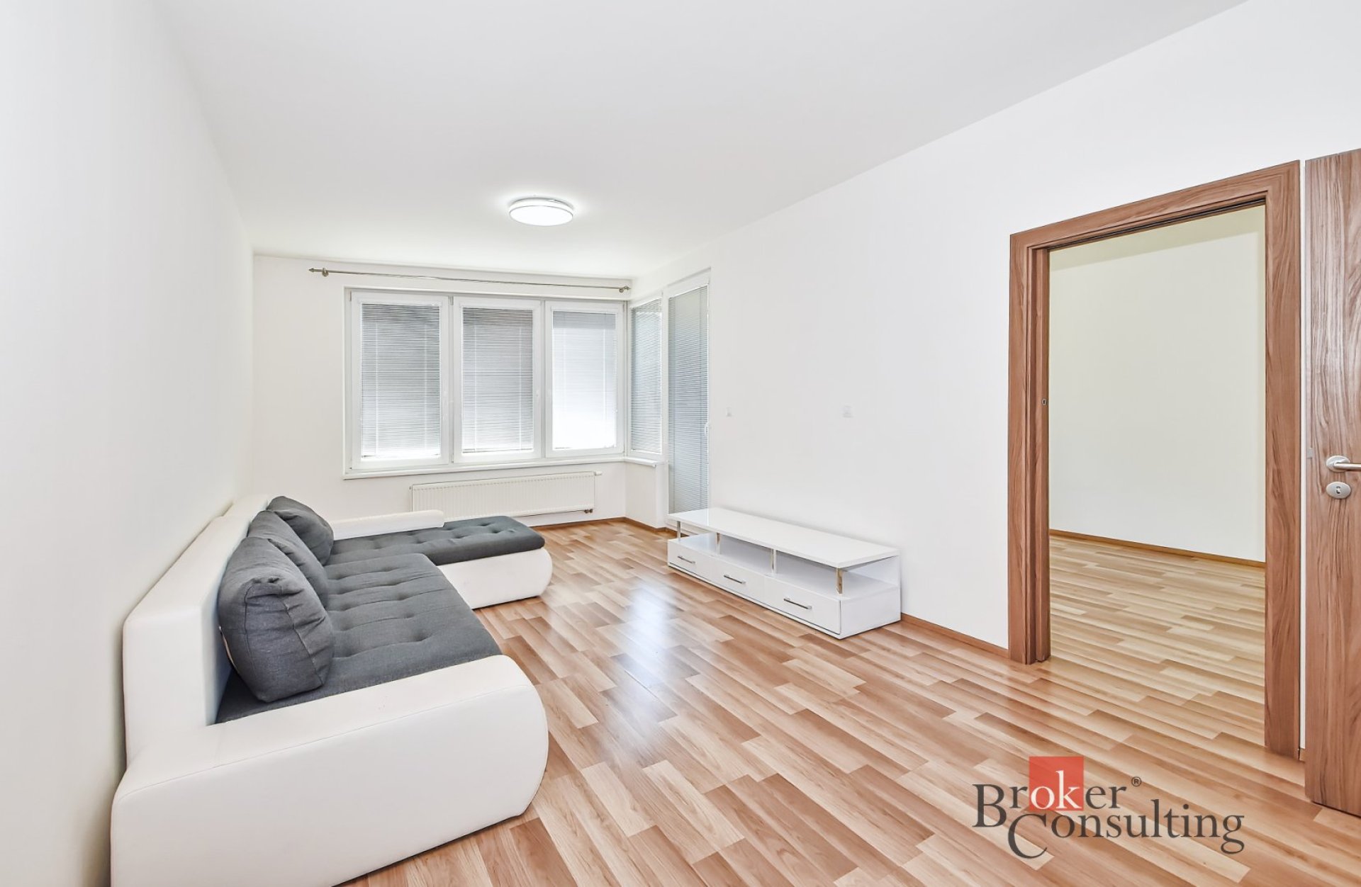 Prodej, byty/2+kk, 52 m2, Pod radnicí 1328/1, Košíře, 15000 Praha 5 [ID 88992]