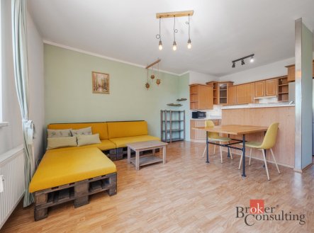 Pronájem bytu, 3+kk, 69 m²
