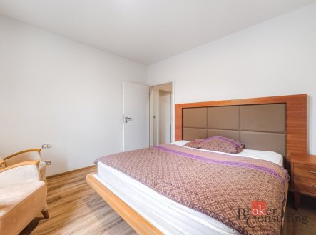 Pronájem bytu, 2+1, 48 m²