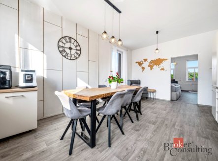 Prodej domu/vily, 302 m²