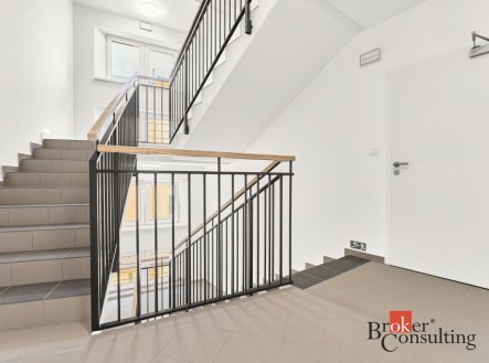 Pronájem bytu, 2+kk, 58 m²