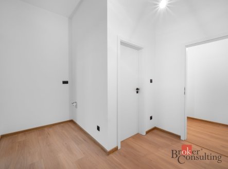 Pronájem bytu, 1+kk, 50 m²