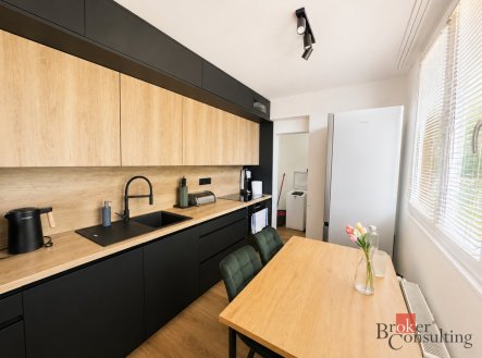 Pronájem bytu, 2+1, 52 m²