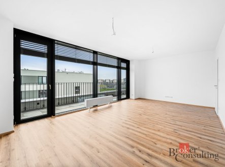 Pronájem bytu, 2+kk, 62,36 m²