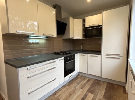 Pronájem bytu, 3+1, 60 m² obrázek