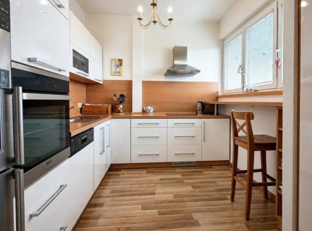 Pronájem bytu, 3+1, 82 m²