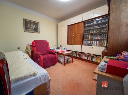 Prodej domu/vily, 1 000 m²