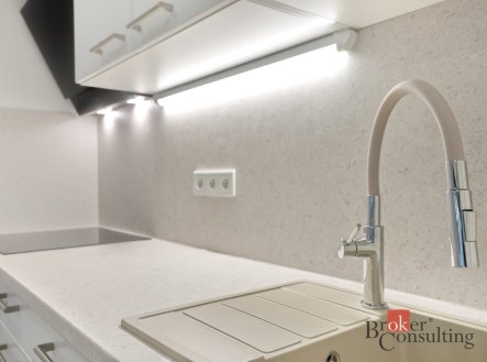 Pronájem bytu, 1+kk, 34 m²