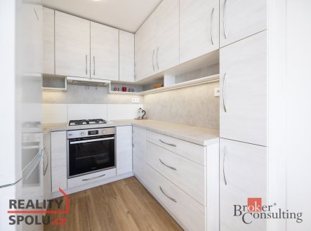 Pronájem bytu, 3+kk, 54 m²