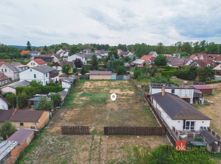 Prodej pozemku pro bydlení, 1 640 m²