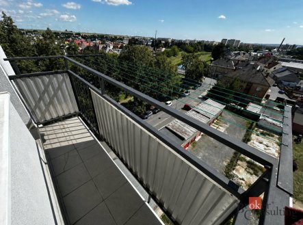 Pronájem bytu, 3+kk, 68 m²