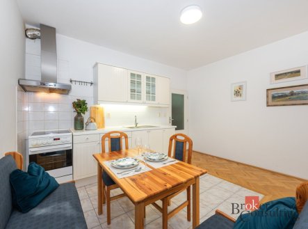Prodej bytu, 2+kk, 60 m²