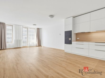 Pronájem bytu, 3+kk, 89 m²