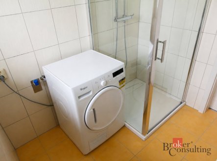 Pronájem bytu, 1+kk, 37 m²