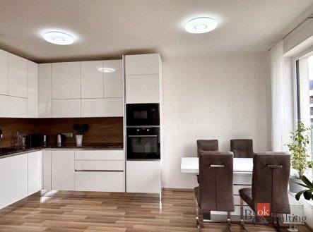 Prodej bytu, 3+kk, 61 m²