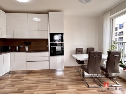 Prodej bytu, 3+kk, 65 m²
