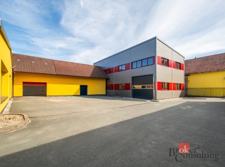 Pronájem komerčního objektu, výroba, 435 m²