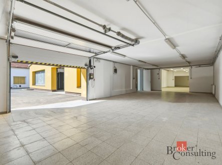 Pronájem komerčního objektu, výroba, 435 m²
