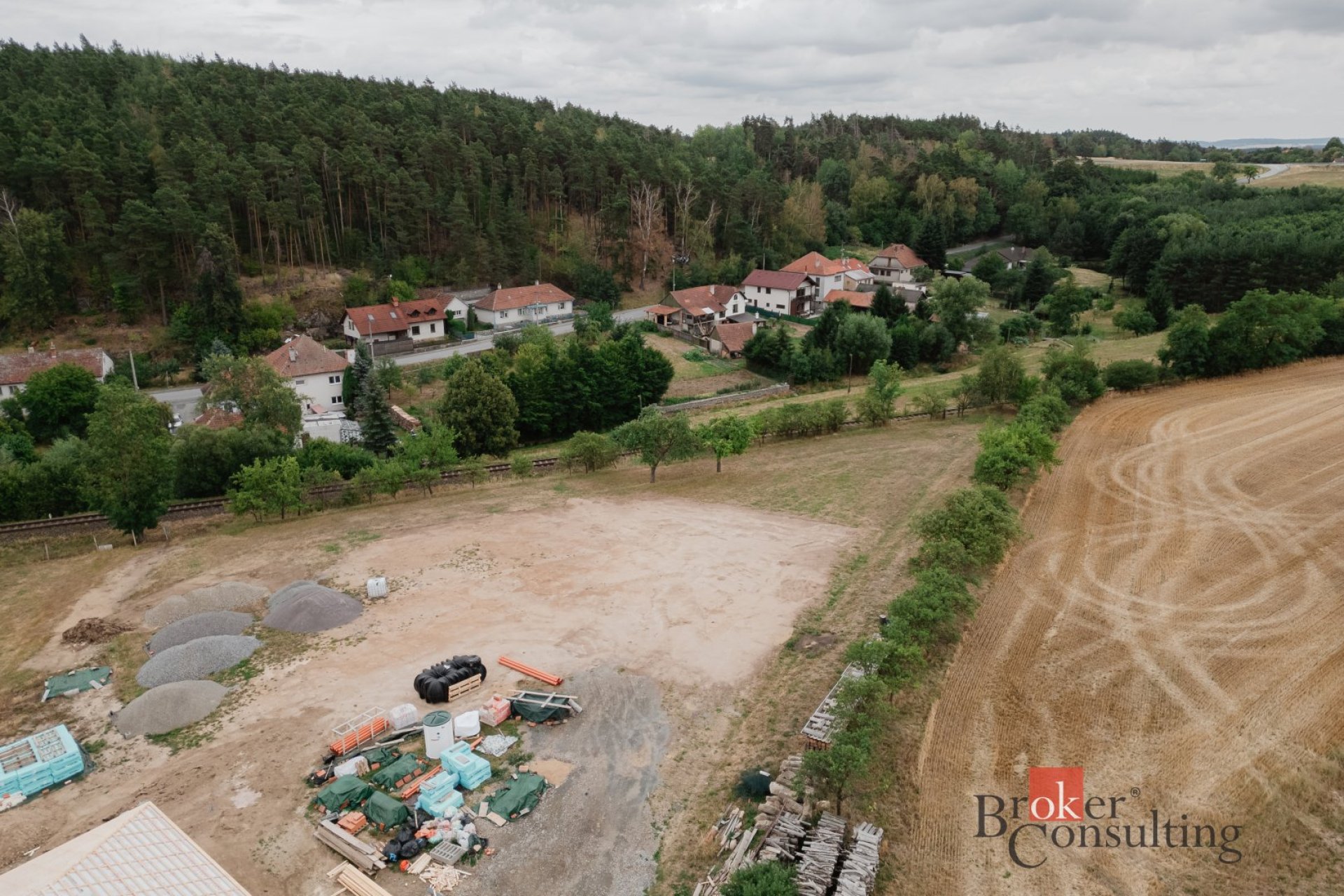 Prodej, pozemky/bydlení, 2489 m2, Vlčatín, Třebíč [ID 88946]