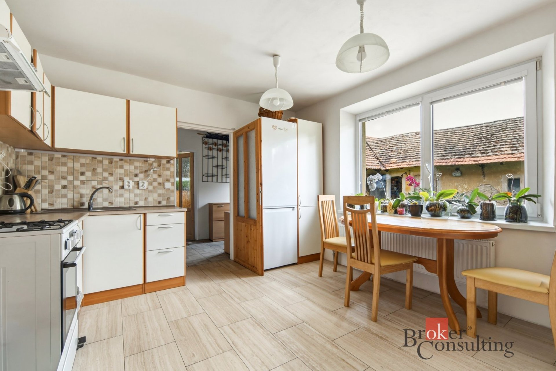 Prodej, domy/rodinný, 180 m2, Volenice E20, 44001 Počedělice, Louny [ID 89438]