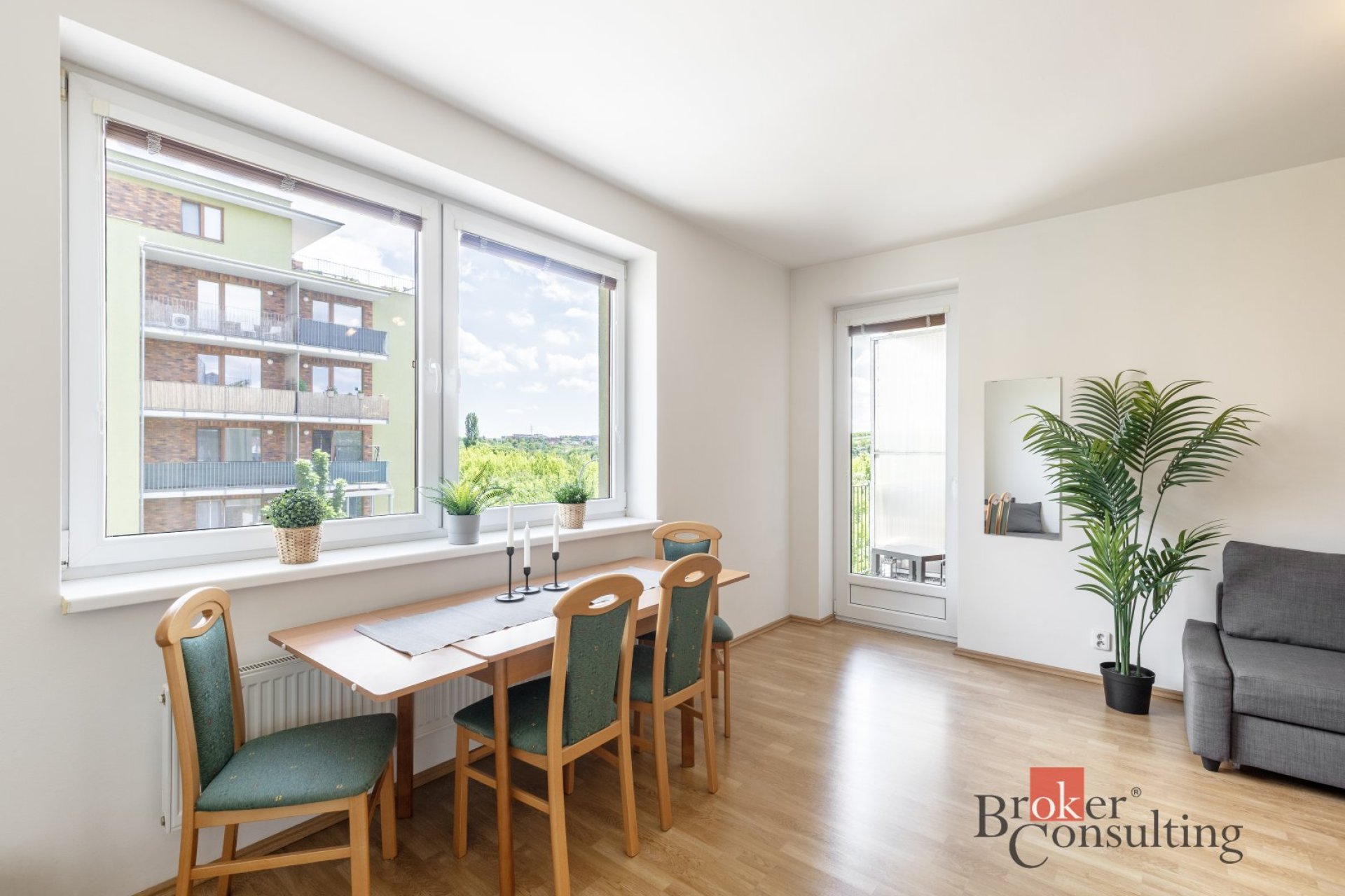 Moderní 1+kk (48 m²) s lodžií a sklepem