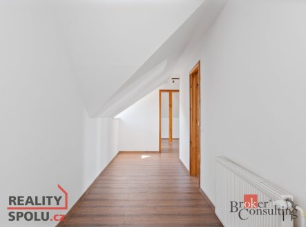 Pronájem bytu, 3+kk, 110 m²