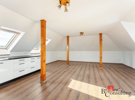 Pronájem bytu, 3+kk, 110 m²