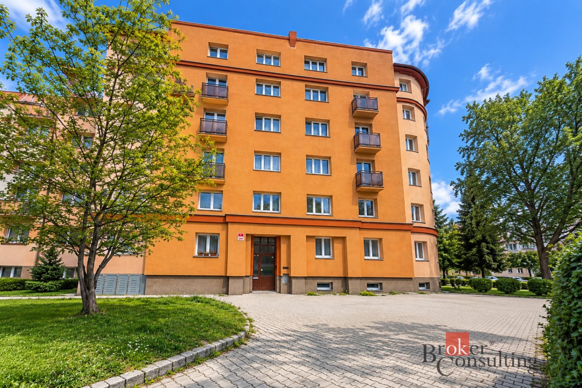 Pronájem bytu 2+kk, Čechova, Plzeň – 63 m²