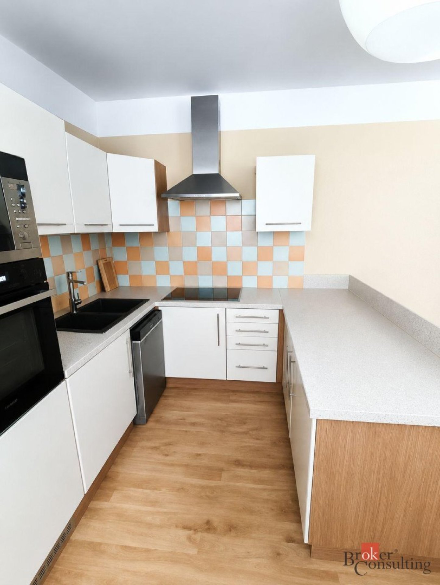 Pronájem bytu 2+kk, Čechova, Plzeň – 63 m²