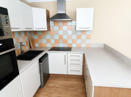 Pronájem bytu, 2+kk, 63 m²