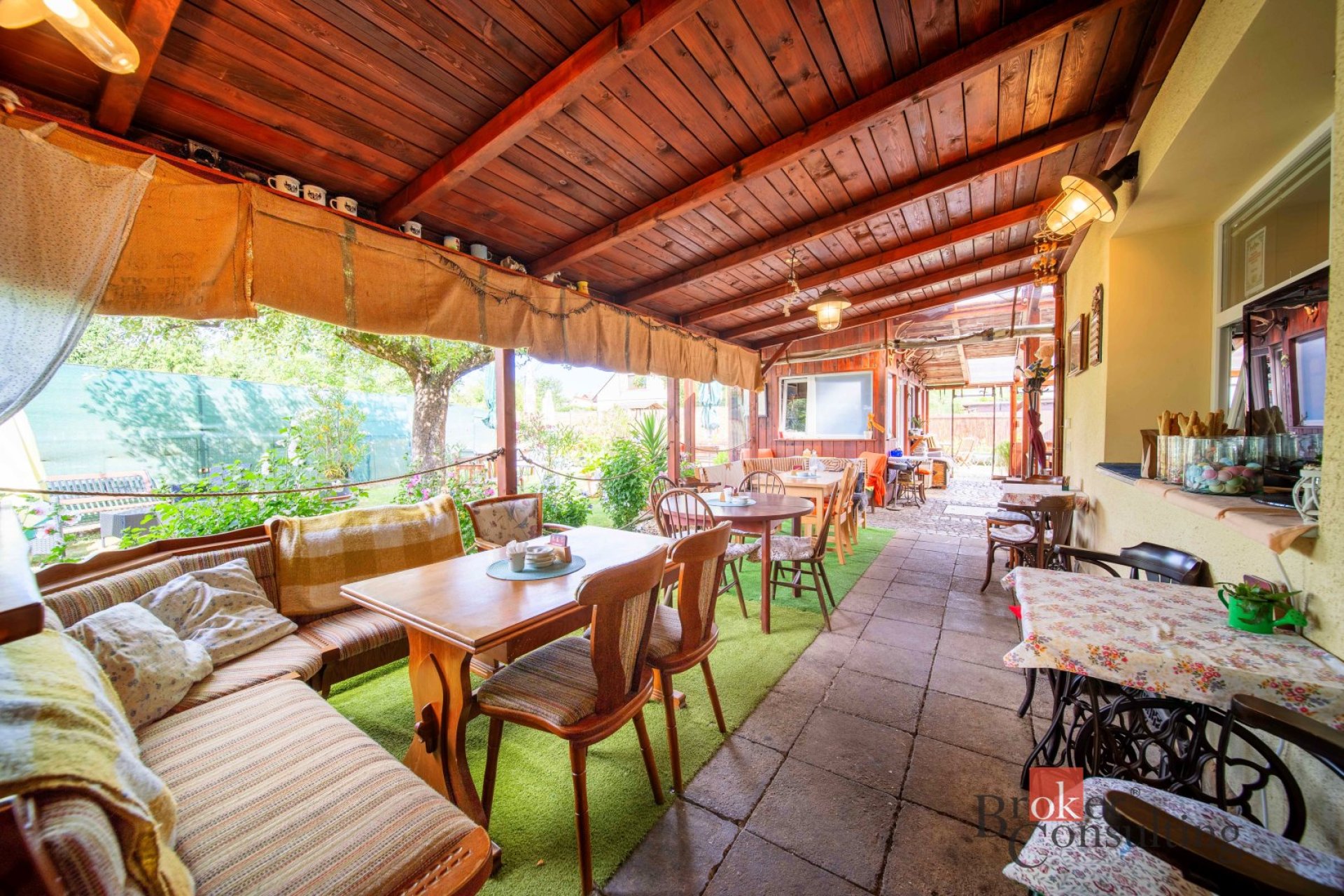 Prodej, komerční/restaurace, 180 m2, 54401 Dvůr Králové nad Labem, Trutnov [ID 88860]