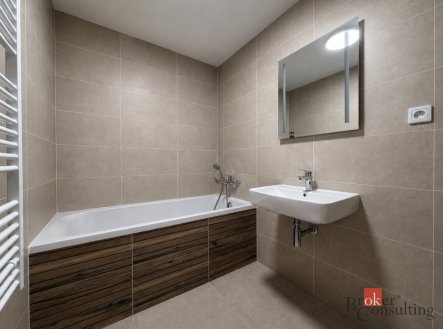 Pronájem bytu, 2+kk, 57 m²