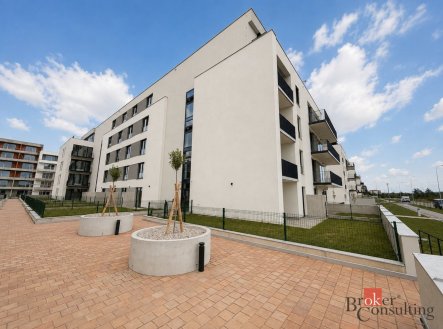 Pronájem bytu, 2+kk, 36 m²