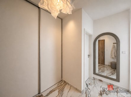 Pronájem bytu, 2+kk, 36 m²