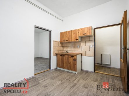 Pronájem bytu, 1+1, 41,8 m²