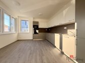 Pronájem bytu, 3+kk, 82 m²