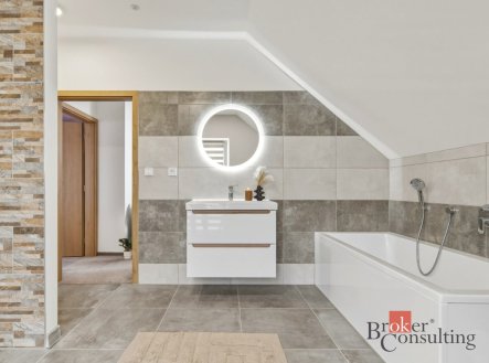 Prodej domu/vily, 194 m²