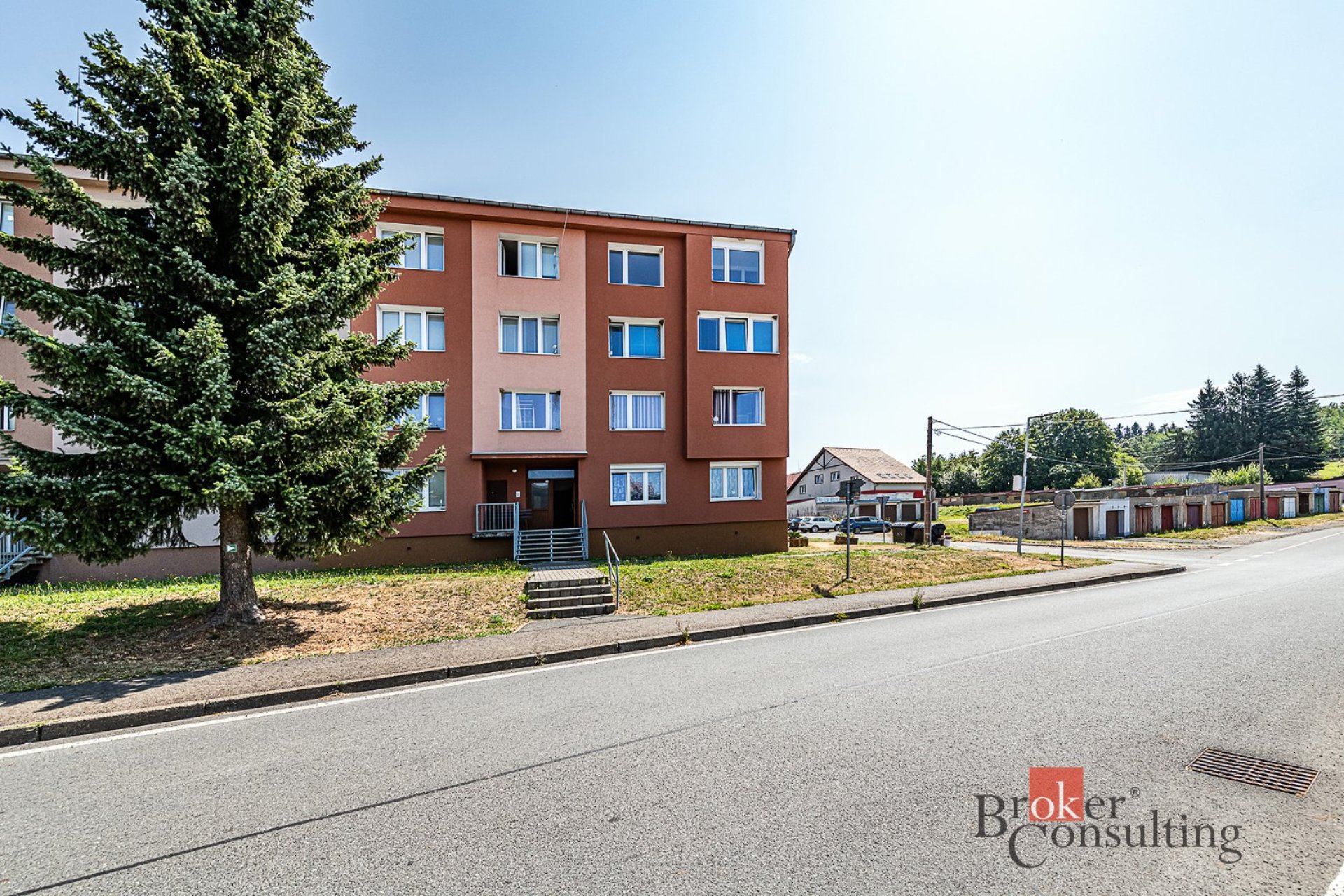 Prodej prostorného byt 3+1 s lodžií, ulice Nová, Přimda
